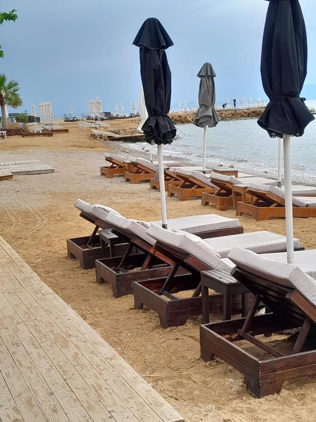 Anatoli Studios In Front Of The Beach Mesongí Exterior photo